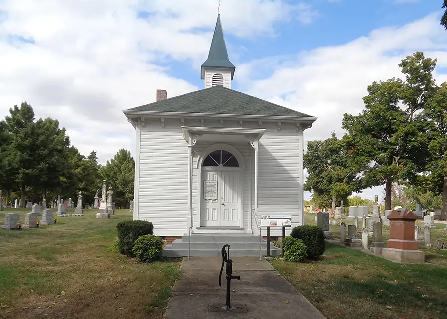 Photo of the Highland City Cemetery Chapel (Or Schiller Chapel) submitted on September 25, 2020, by Jason Voigt of Glen Carbon, Illinois to the HMdb (Historical Marker Database)