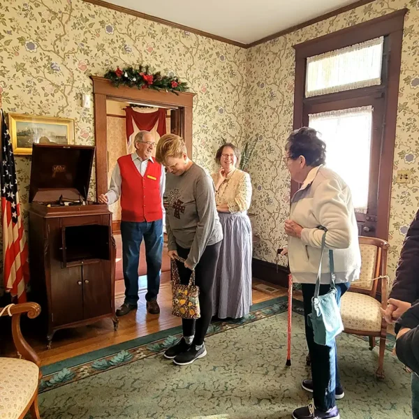 highland-historical-society-highland-il-holidays-2024-11