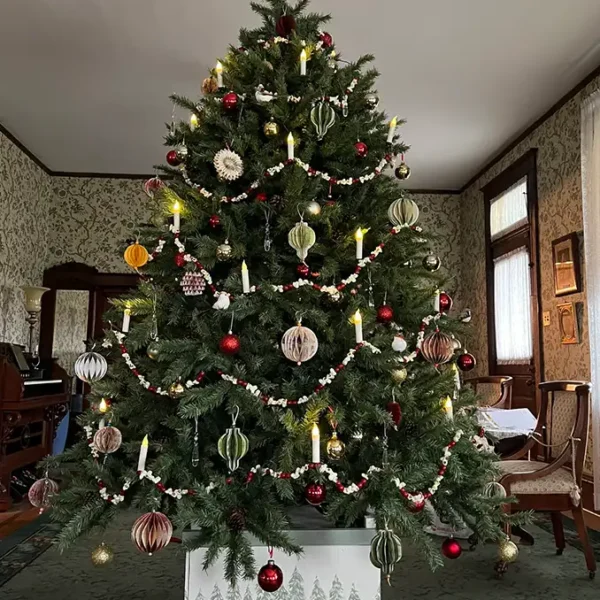 highland-historical-society-highland-il-holidays-2024-14